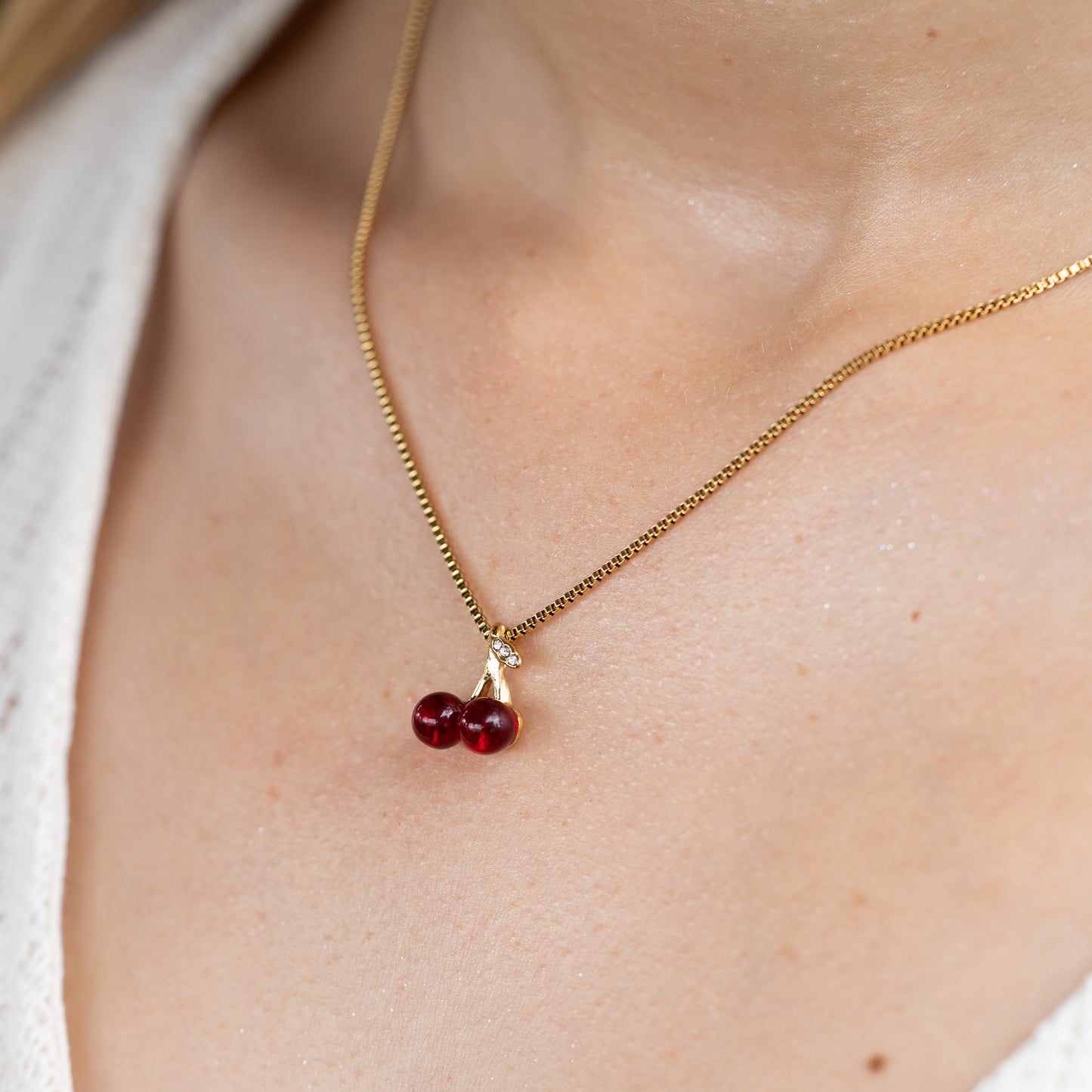 Cadena Cherry Roja Mujer
