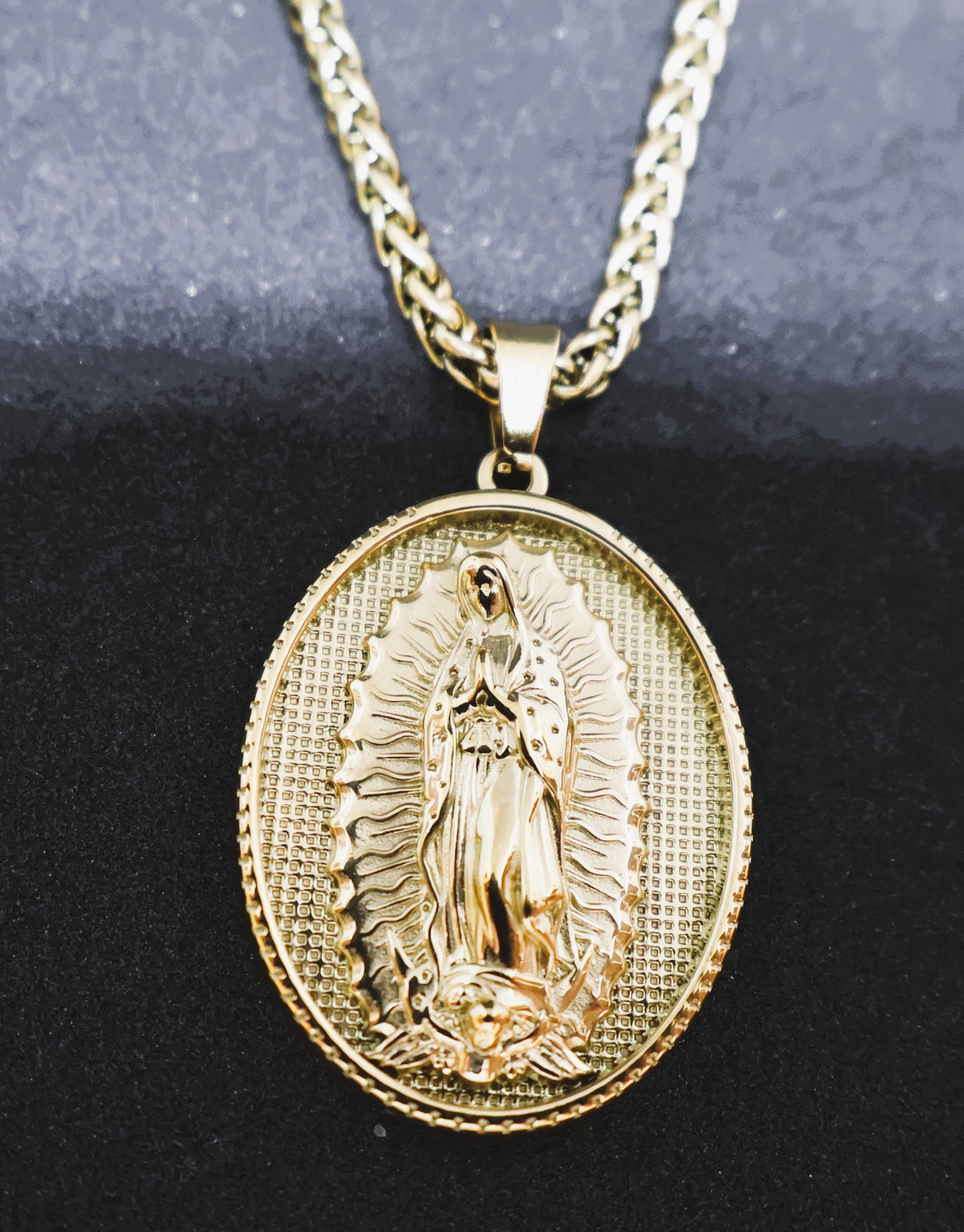 Cadena Trigo + Dije Virgen Guadalupe Hombre
